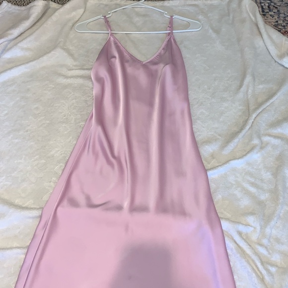 Pink slip dress - Picture 3 of 7